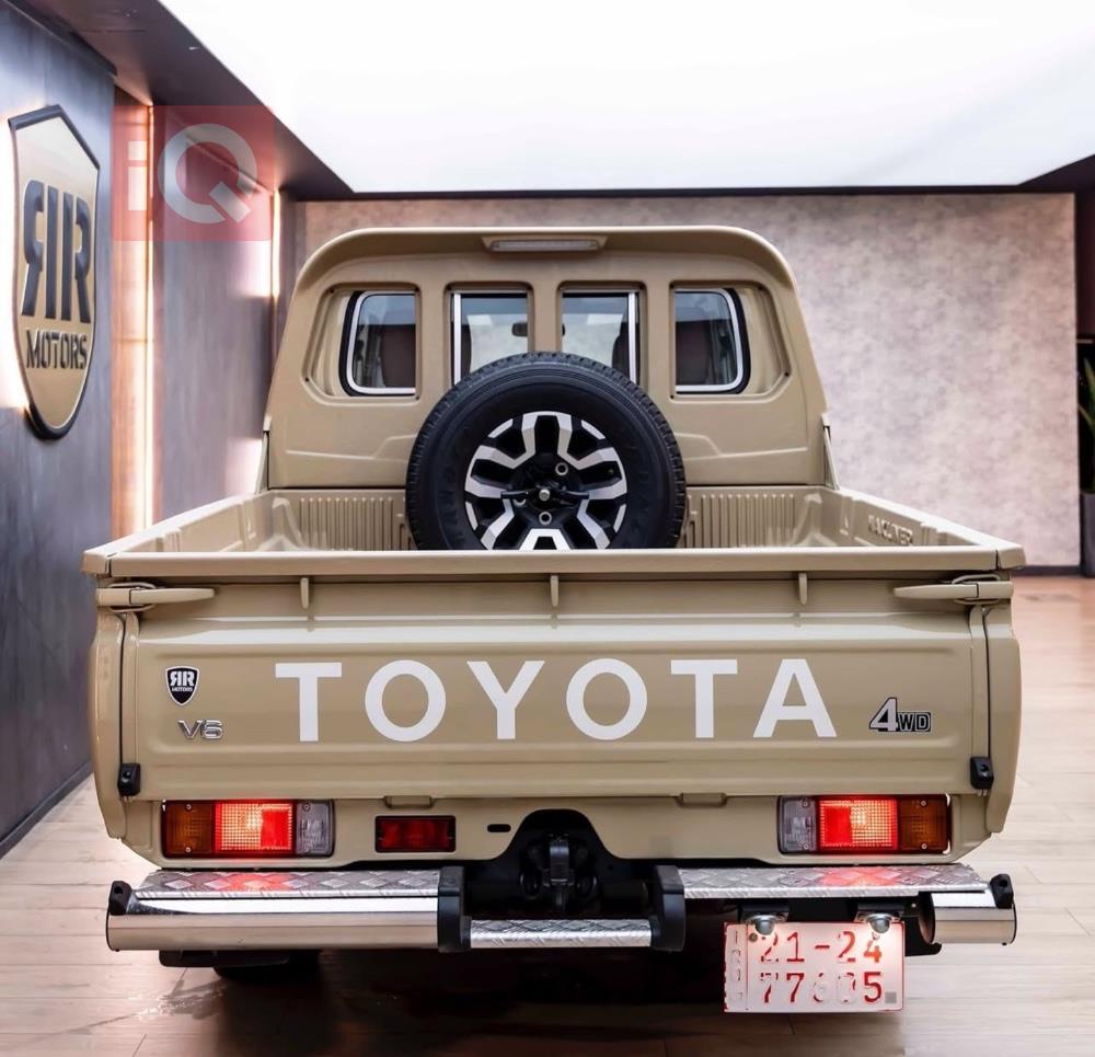 Toyota Land Cruiser 70